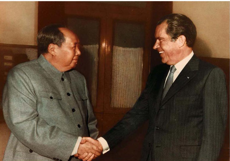 Richard Nixon and Mao Tse Tung in 1972